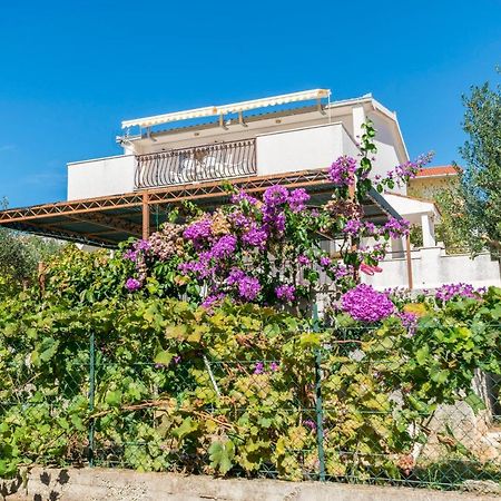 Apartments Neda Trogir Exterior foto