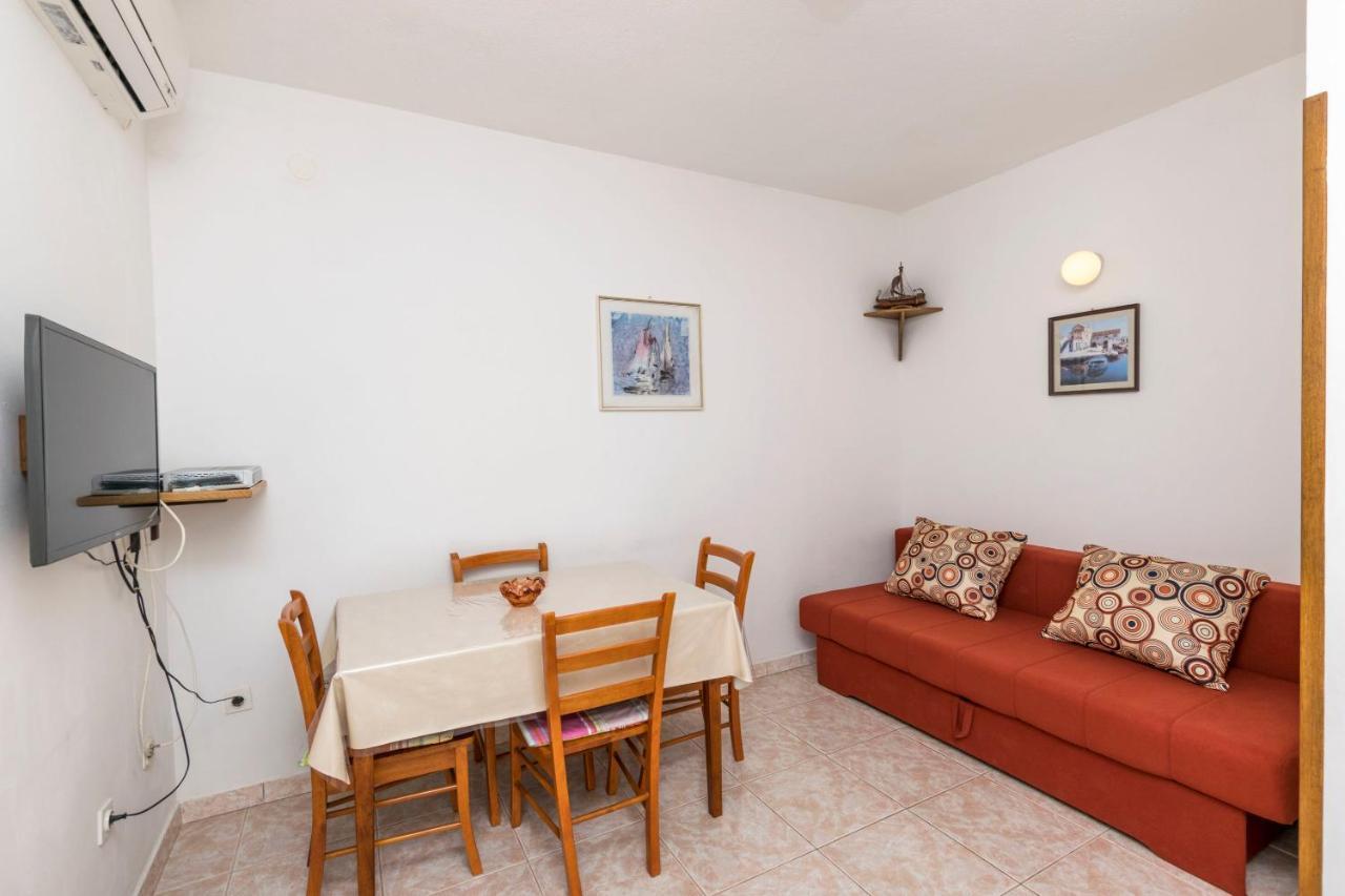 Apartments Neda Trogir Exterior foto