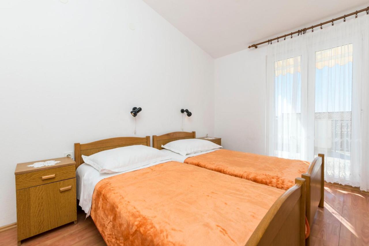 Apartments Neda Trogir Exterior foto