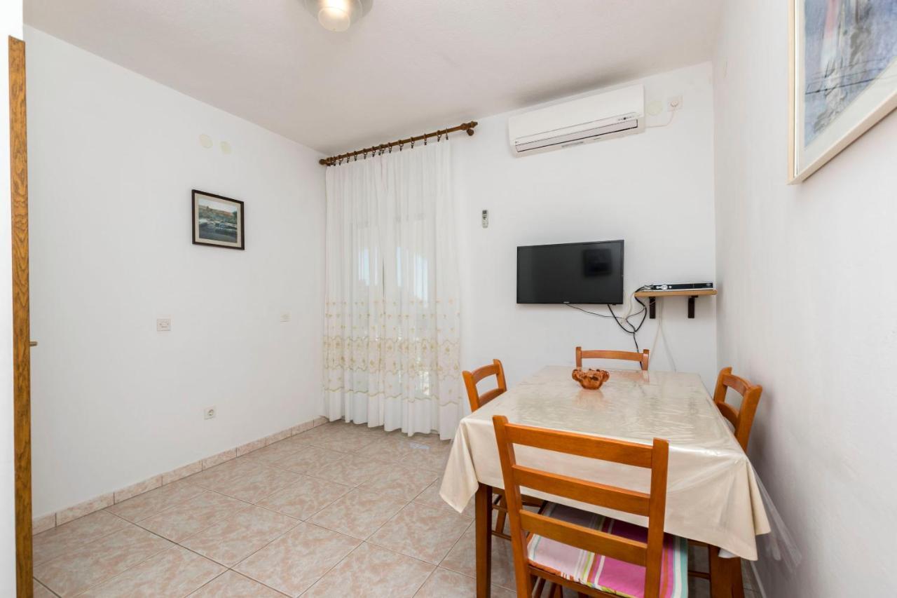 Apartments Neda Trogir Exterior foto